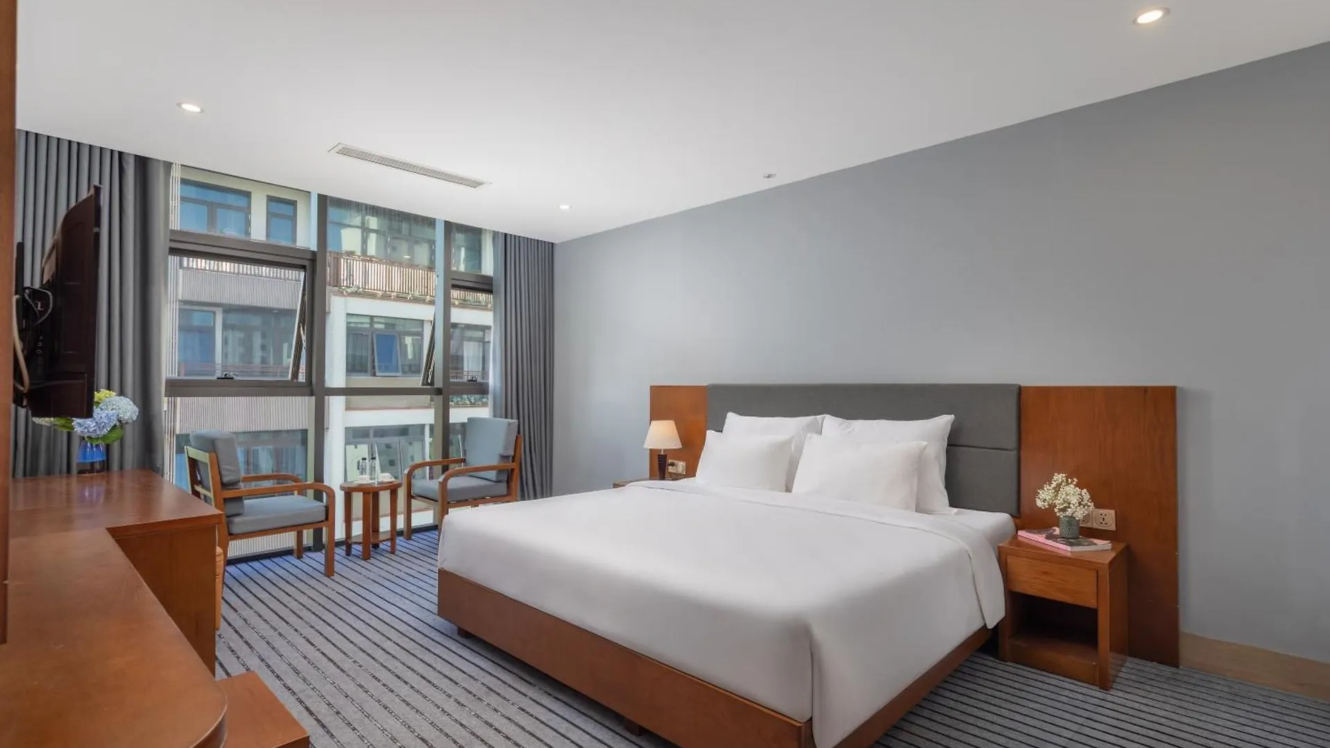 Sana Da Nang Beach Hotel